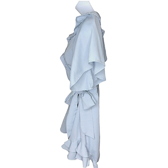 Fourteen & 9th Gray Blue Ruffled Wrap Flutter Sleeve Romper Womens Size Large - Picture 2 of 12